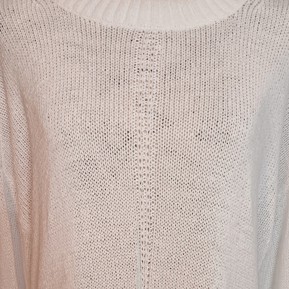 Banana Republic White Oversized Crew Neck Sheer Knit Sweater Size Med - Picture 3 of 12